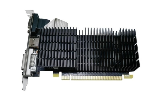 In het groot de Witte vissenhaai R5 220 Grafiekkaart GPU 2GB DDR3 van de Computer Videokaart voor Gokkendesktops